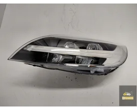 31677022-volvo-v40-lift-full-led-linkerlamp-ideaal — foto 6