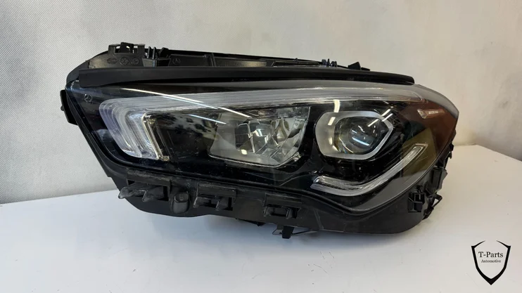 mercedes-cla-a118-koplamp-links-a1189068300-nieuw-lamp — foto 3
