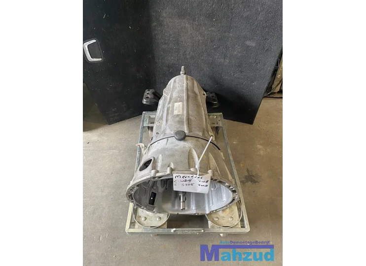 MERCEDES W205 2.2 CDI 16V VERSNELINGSBAK 725018 A2052708702