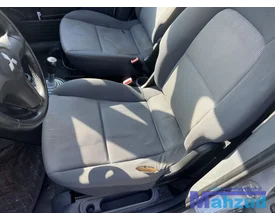 mitsubishi-colt-6-compleet-interieur-5-deurs-20042014 — foto 6