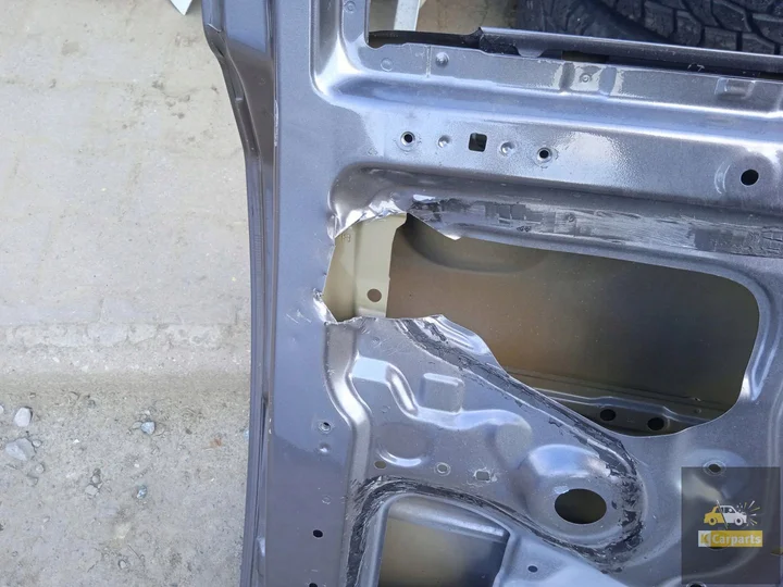 toyota-sienna-iii-20102020-rechterachterdeur — foto 6