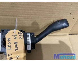 seat-leon-combi-cruise-controle-knipperlicht-ruitenwisser-schakelaar — foto 3