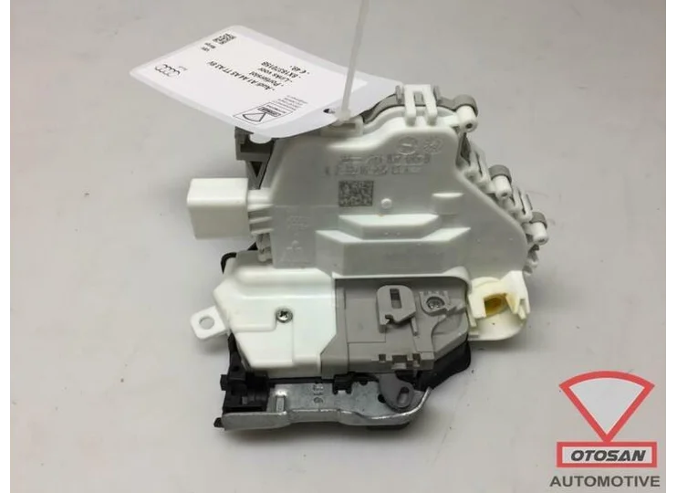 audi a1 a3 a4 a5 tt portierslot links voor 8x1837015b