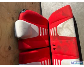 ford-ka-2-rood-interieur-stoel-achterbank-deurpaneel — foto 10