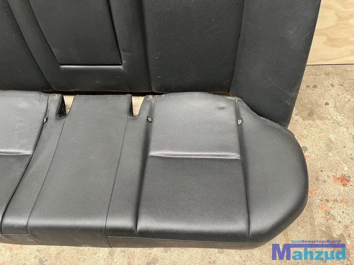 mercedes-c-klasse-w204-zwart-leer-interieur-20072013 — foto 13