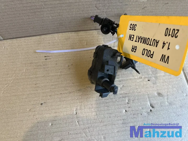 vw-polo-6r-tank-klep-vergrendeling-6r0810773b-20092016 — foto 2