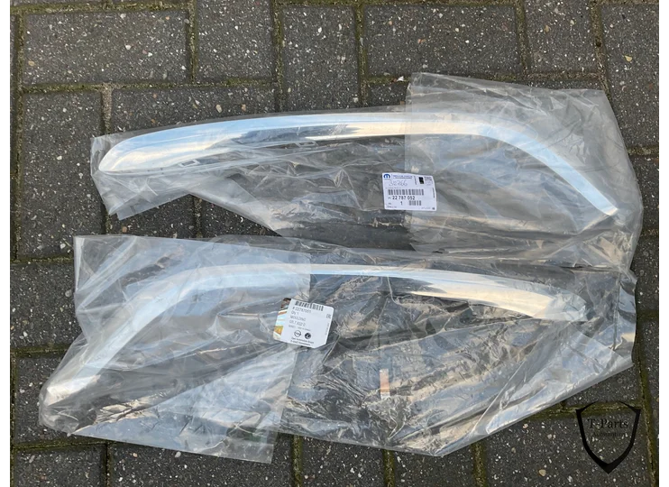 Opel Insignia A front bumper molding Chrome left right