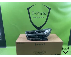 volvo-xc40-koplamp-links-31655988