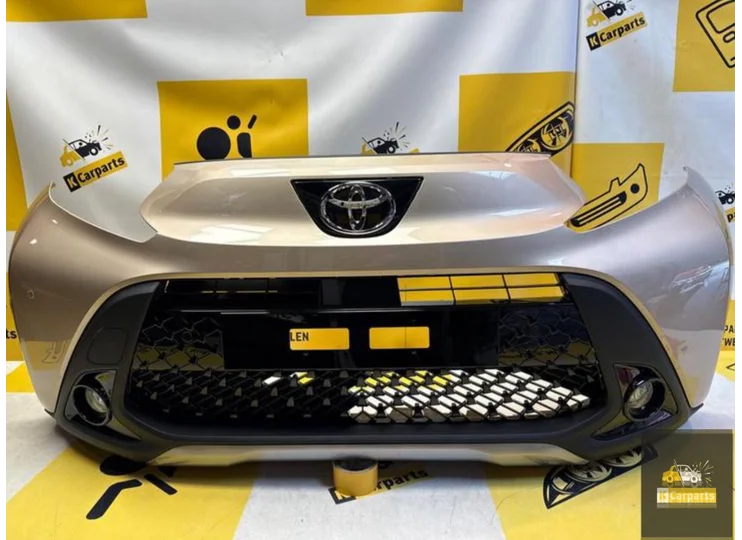 Toyota Aygo X Voorbumper Compleet 52119-OH19 nieuw pdc 4U9