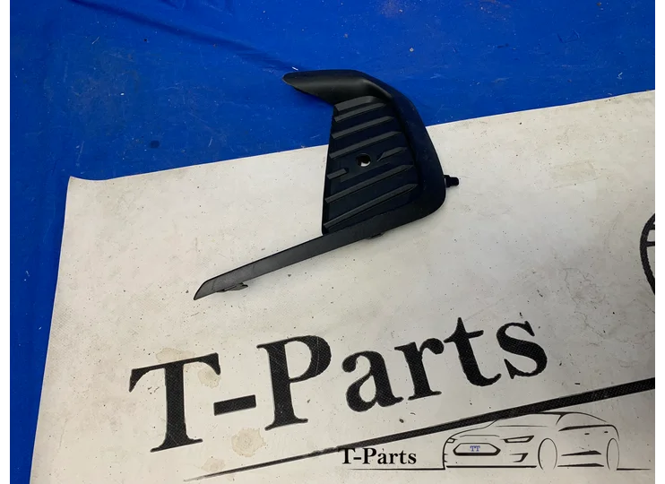 Opel crossland right fog lamp cover front bumper