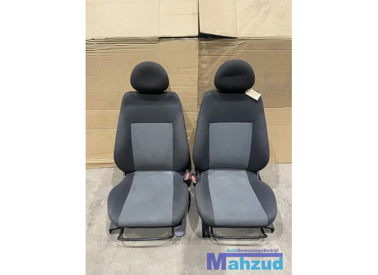 OPEL MERIVA A Zwart stof interieur 2003-2010