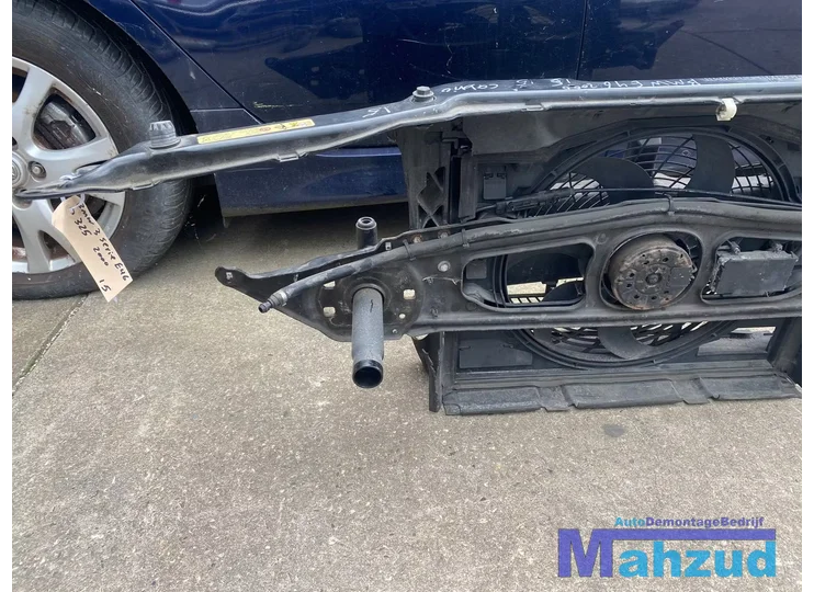 bmw-3-serie-e46-325i-voorfront-frontplaat-met-koelvin