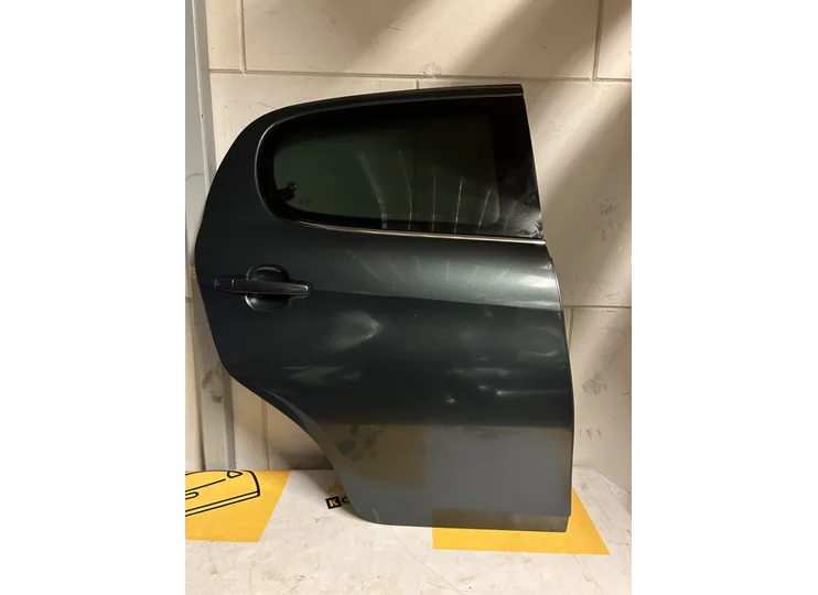 porte arrière droite Peugeot 108 Citroën c1 KTA 1E0