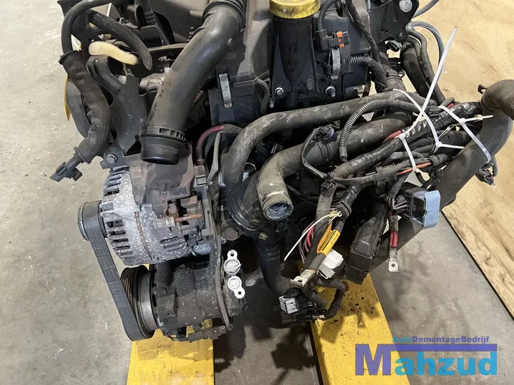 renault-clio-3-15-dci-motorblok-motor-k9k67-k9k677 — foto 3