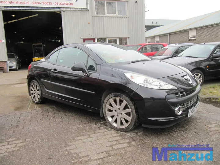 2007-peugeot-207-gt-cc-16-16v-demontage-sloop-83 — foto 7