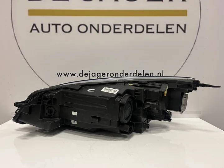 ford-kuga-mk3-vol-led-koplamp-rechts-lv4b13e014cd-compleet — foto 5