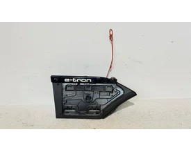 audi-e-tron-4ke-elektrische-laadklep-4ke810002b