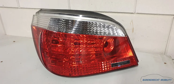 achterlicht-bmw-5-serie-e60-pre-facelift-7165737-links-bestuurderskant-origineel-sedan-nette-staat-gebruikt-2003-2007 — foto 2