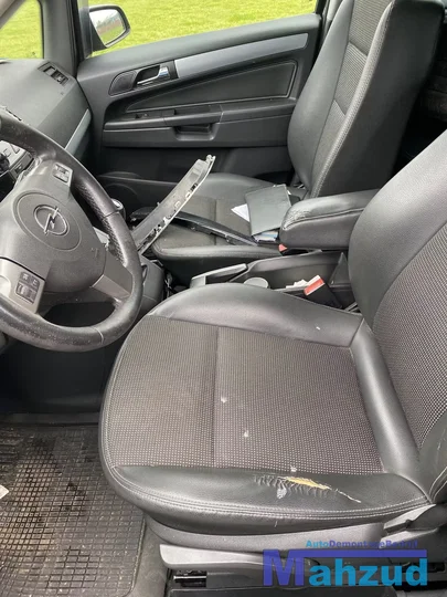 2006-opel-zafira-b-19-cdti-z19dt-z20r-demontage-onderdelen — foto 9