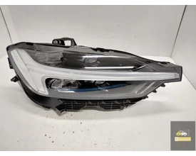 32404710-volvo-xc60-ii-lift-mid-led-rechterlamp