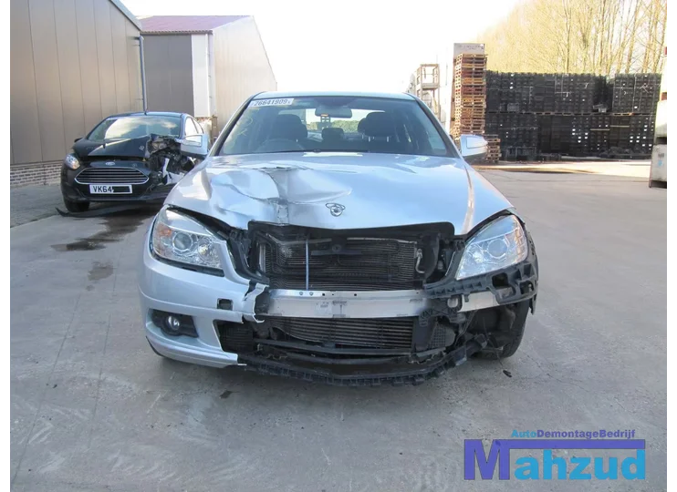 MERCEDES C KLASSE W204 5 DEURS INTERIEUR STOF ZWART