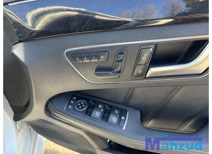 mercedes-e-klasse-w212-dashboard-delen-20092013