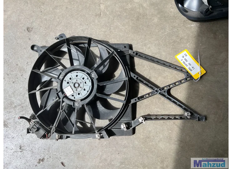 Opel Zafira A 1.8 Koelvin 0130303245 24431825