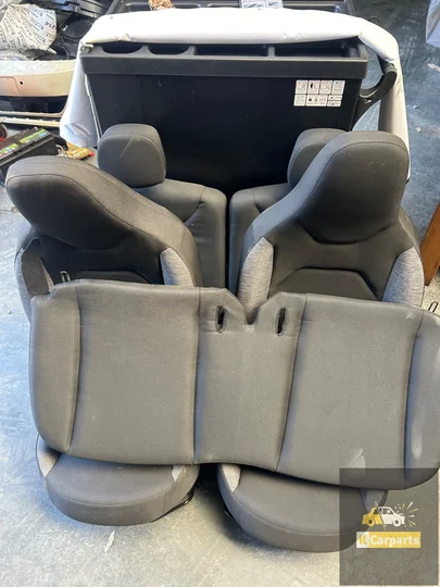 toyota-aygo-x-stoelen-set-bekleding-hoogte-verstelbaar — foto 4