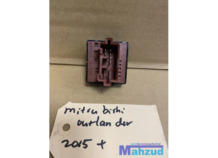 mistubishi-outlander-spiegel-schakelaar-183569-2015