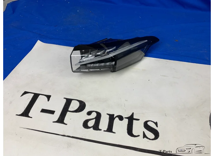 Peugeot 308 rechts achterlicht lamp achter 9835299380