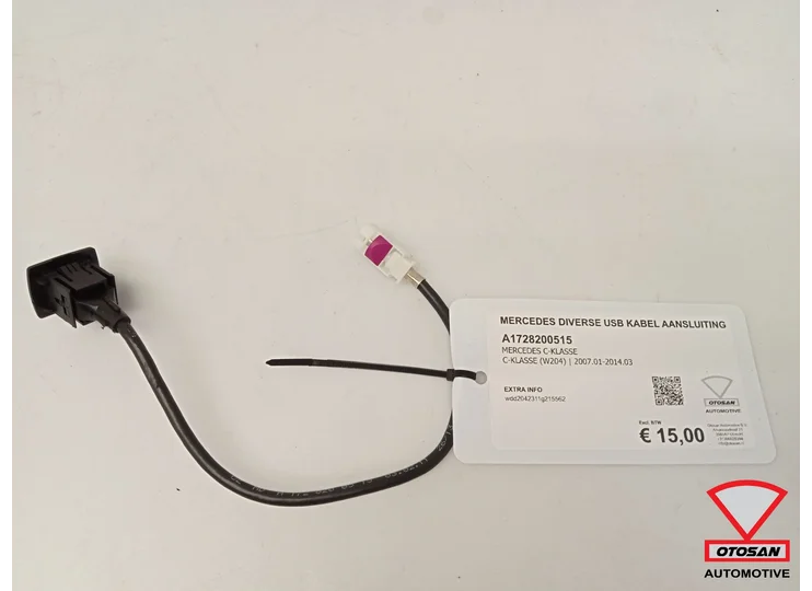 Mercedes Various USB Cable Connection A1728200515
