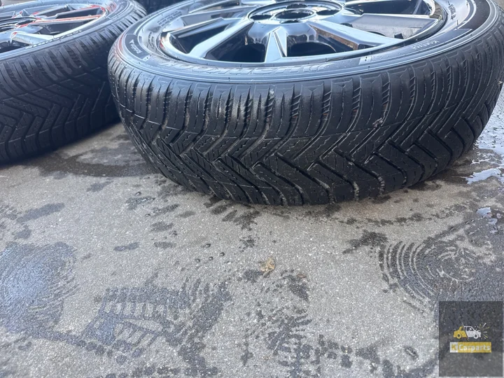 15-inch-lichtmetalen-velgen-toyota-aygo-origineel — foto 8