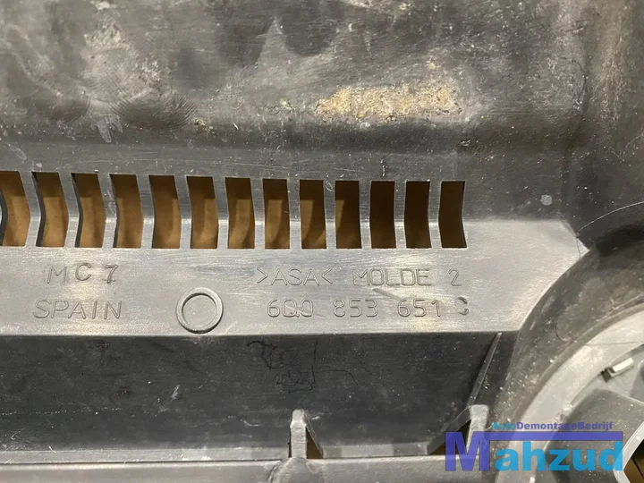 vw-polo-9n-grille-20012004 — foto 5