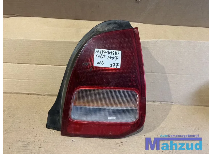 MITSUBISHI COLT 5 Rechts achterlicht right backlight