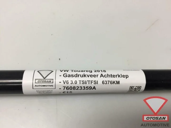 vw-touareg-2018-gasdrukveer-achterklep-760823359a — foto 2