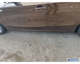 bmw-1-serie-e87-bruin-b09-8-links-zijskirt-2004-2011