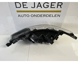 nissan-qashqai-j11-koplamp-led-rechts-10018013-beschadigd — foto 5