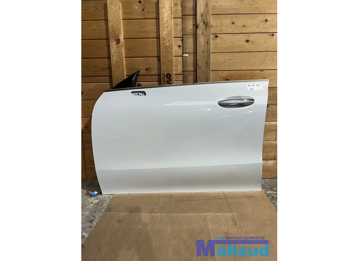 MERCEDES CLA 118.6 X118 wit links voor deur 2019+