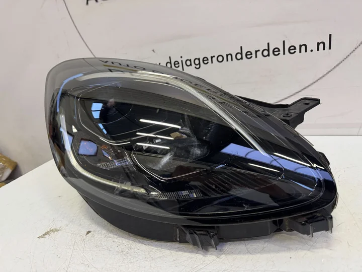 ford-puma-ii-led-st-line-black-koplamp-rechts-l1tb13e014gh — foto 2