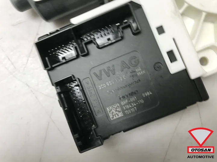 vw-tiguan-5n-vag-raammotor-deurmodule-rv-inkl-5n0959702g-3c0959792c — foto 2