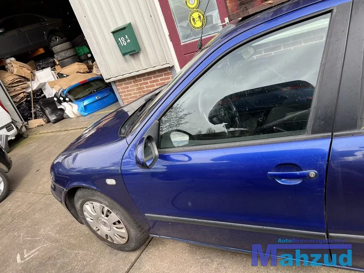 seat-leon-1-blauw-links-voor-deur-portier-19992005 — foto 2