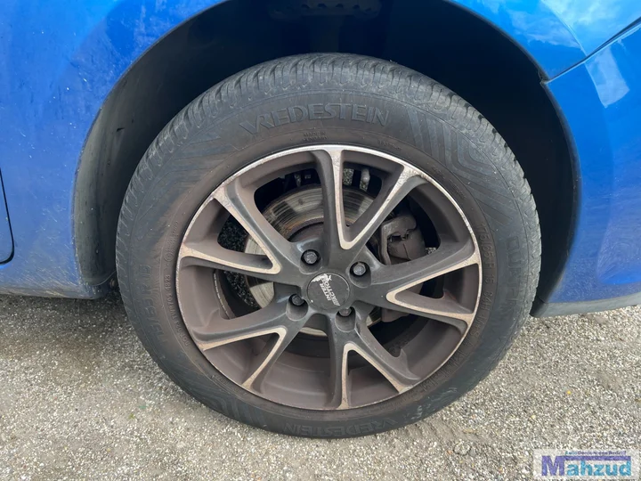 2006-renault-clio-3-12-blauw-tei45-d4f-demontage-onderdelen — foto 25
