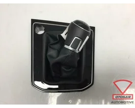 vw-touran-5t-2018-pook-6-bak-leder-leer-5tb711113a