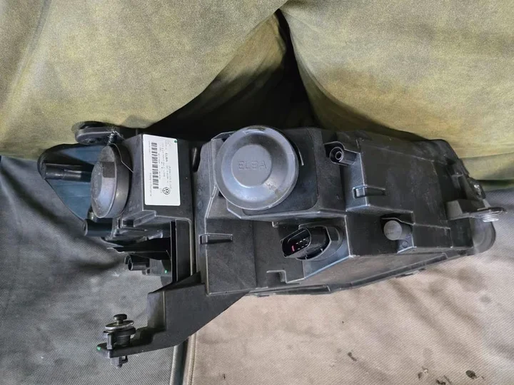 vw-caddy-2k7-2020-halogeen-h7-koplamp-links-2k8941005d-origineel — foto 3