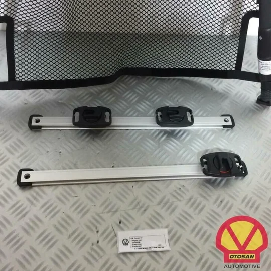vw-touran-5t-bagage-net-scheidingsnet-5ta861690-5ta861607 — foto 2