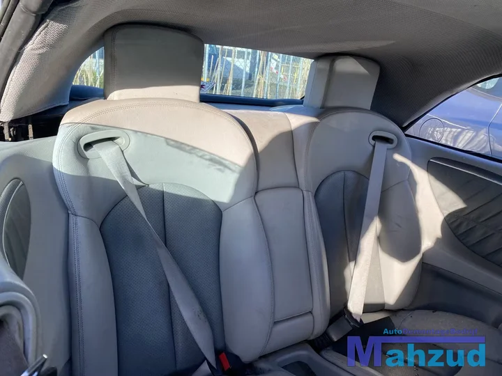 2003-mercedes-clk-w209-cabrio-240-26-v6-18v-blauw-onderdelen — foto 8
