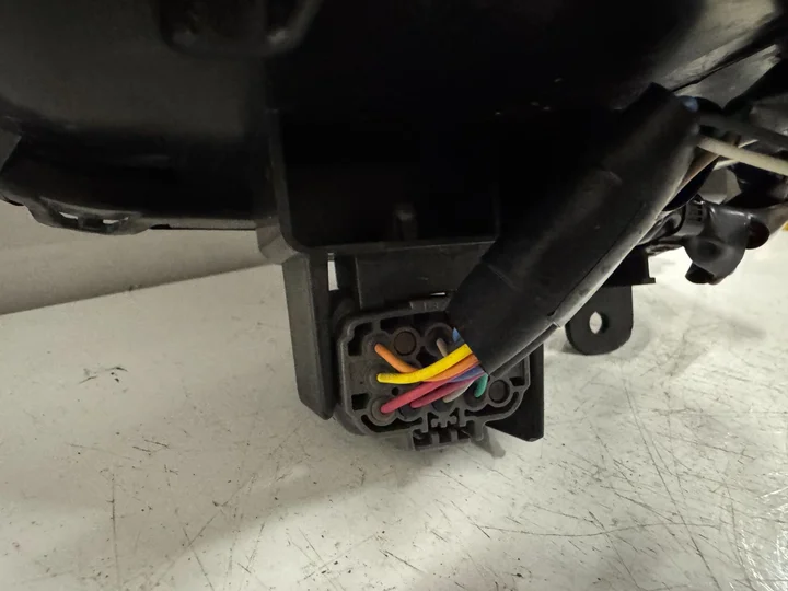 mazda-cx30-cx30-vol-led-koplamp-12-pins-links-dgj151040 — foto 11