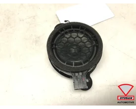 audi-a3-8v-b-o-bang-olufsen-speaker-8v4035709