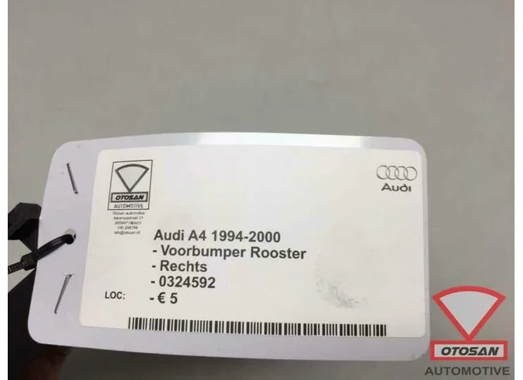 Audi A4 1995 Voorbumper Rooster Rechts Nieuw! 0324592