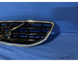 volvo-v40-grill-voorbumper-origineel-nieuw — foto 4